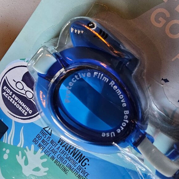 NWT Boys Coconut Grove Shark Float Vest with googles holds 40lbs 2-3yrs - Picture 9 of 14